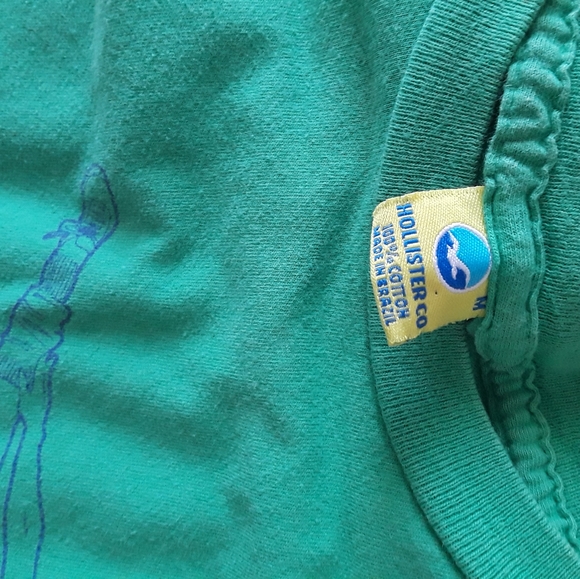 Hollister Co. Retro T-Shirt - Picture 7 of 9